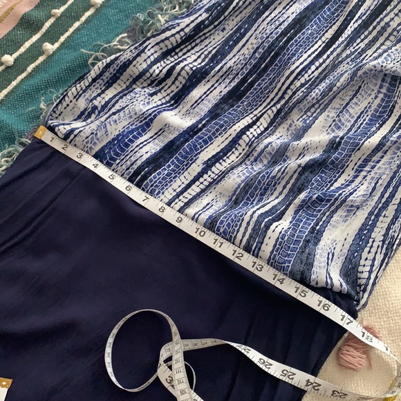 Cupcakes and Cashmere extra long maxi dress - Picture 11 of 14